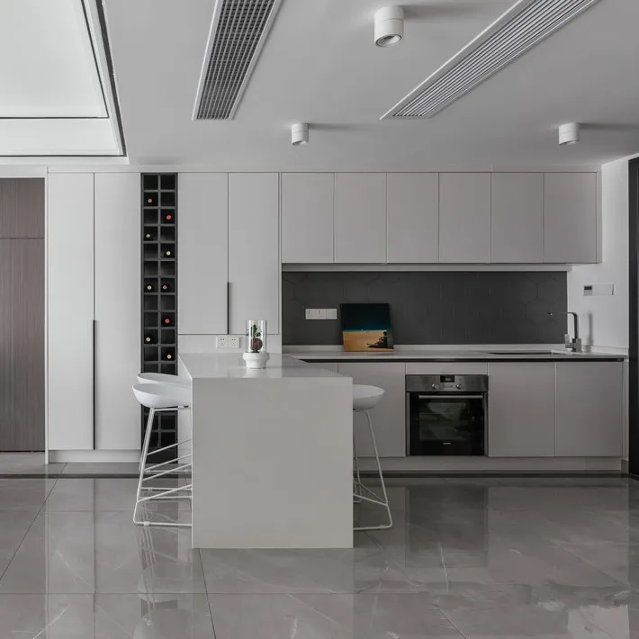 Custom Kitchen Cabinets