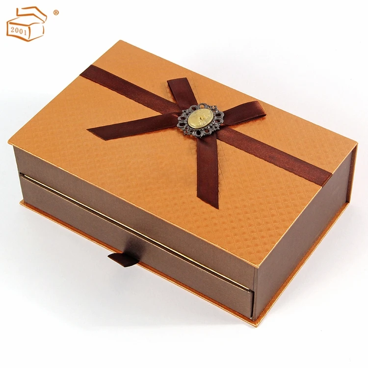 Luxury Empty  Coated  Paper Grids Packaging Food Grade Chocolate Packaging Box