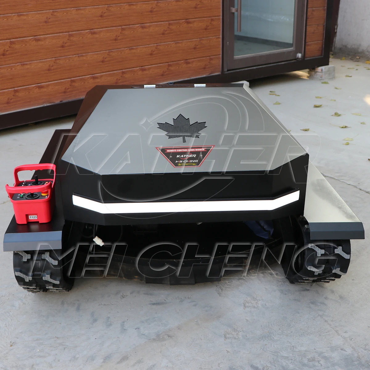 22hp 27hp Remote Control Lawn Mower RC Crawler All Terrain Slope Mowing Machine Grass Cutter Robotic Mowers with CE EPA Euro 5