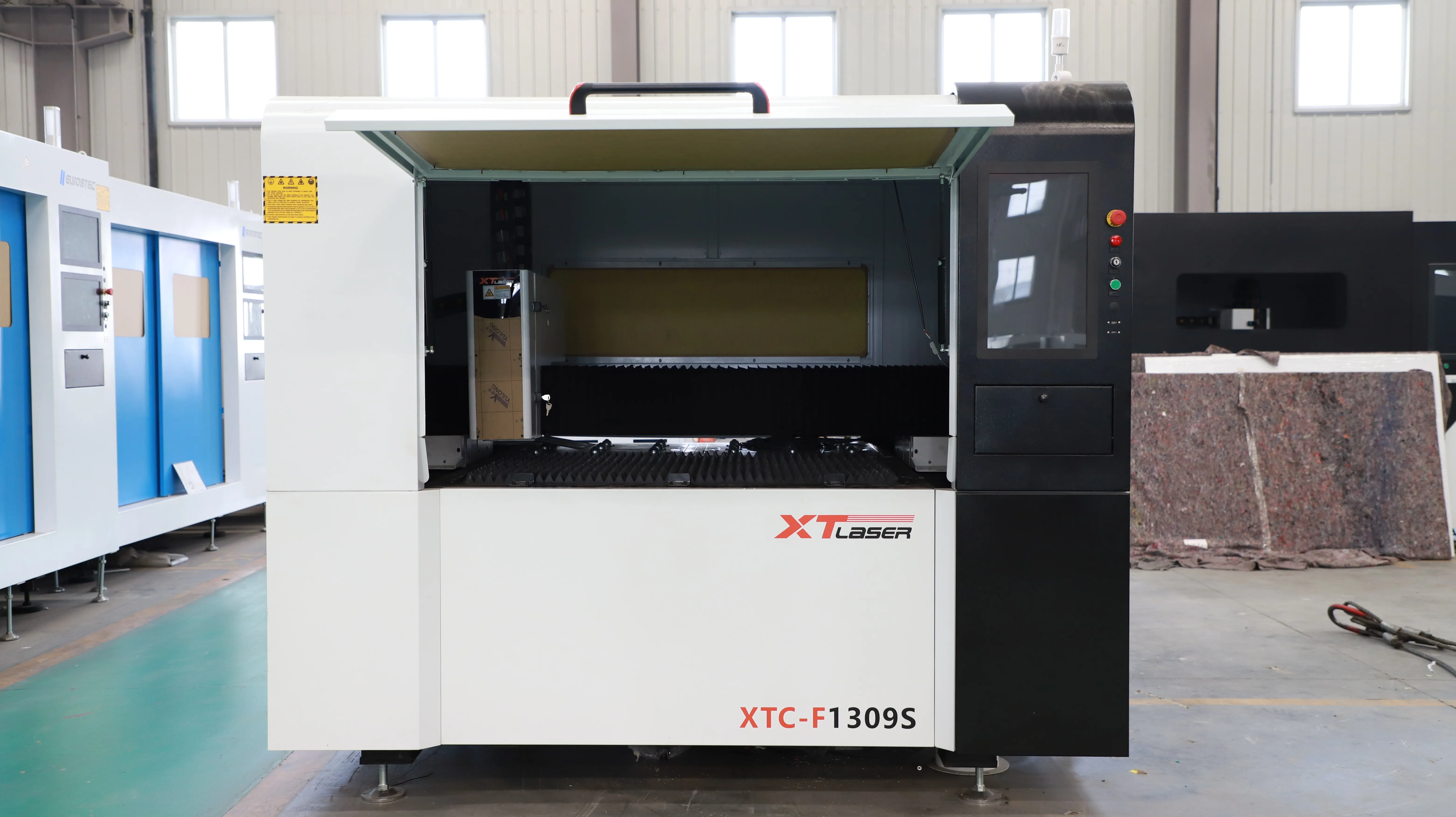 1390 Cover Mini Metal Fiber Laser Cutting Machine for Stainless Steel