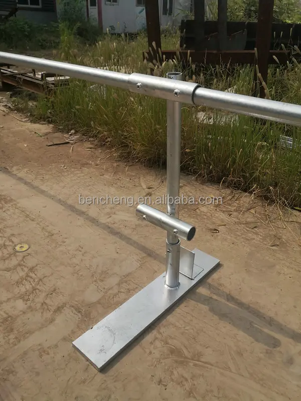 Free Standing Building Roof Edge Protection Key Clamp Base Handrail