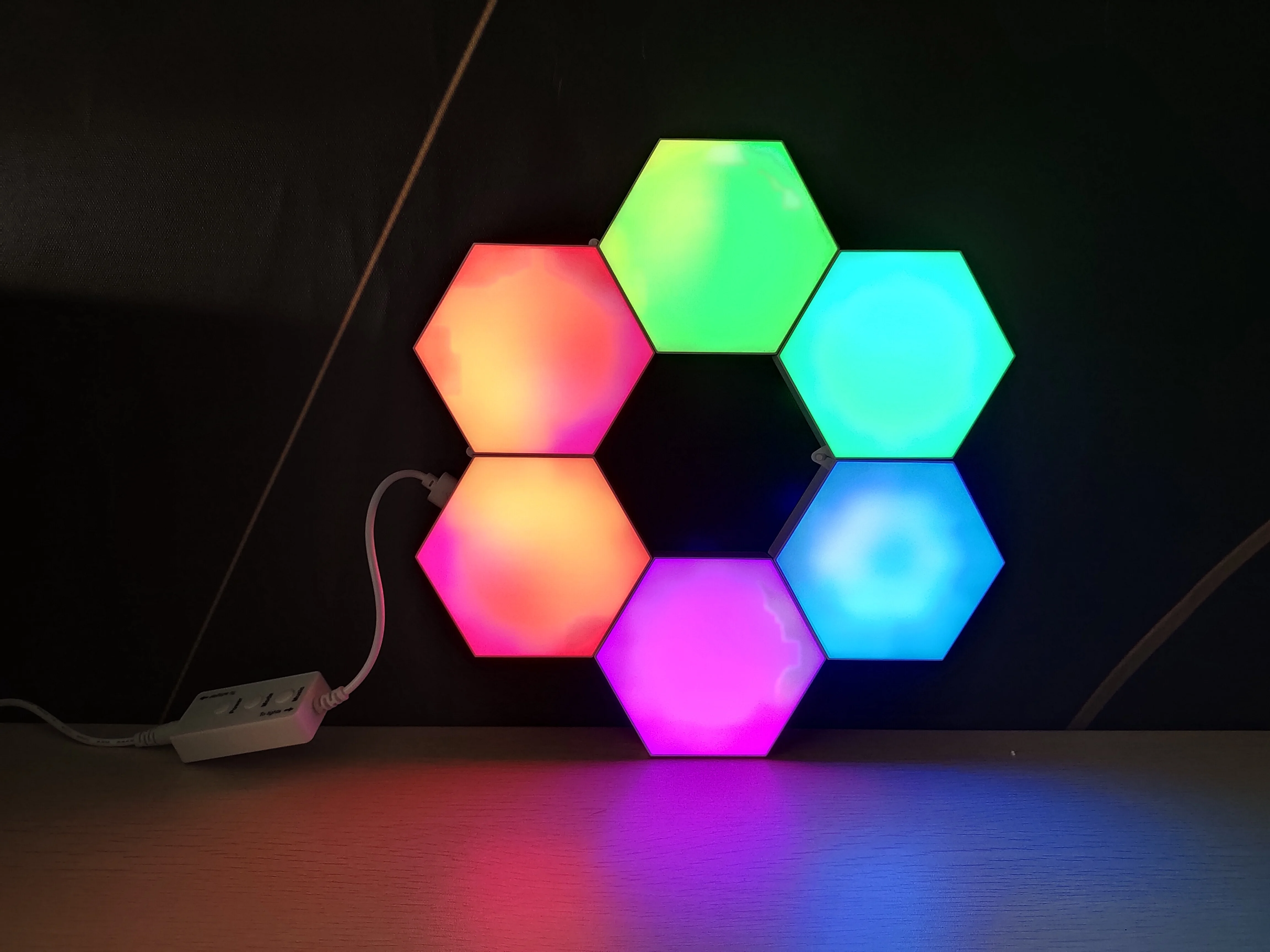 16 Million Colors DIY Geometry Splicing Hexagon Light RGBIC APP Control Music Sync LED Gaming Light Smart Wall Lamp
