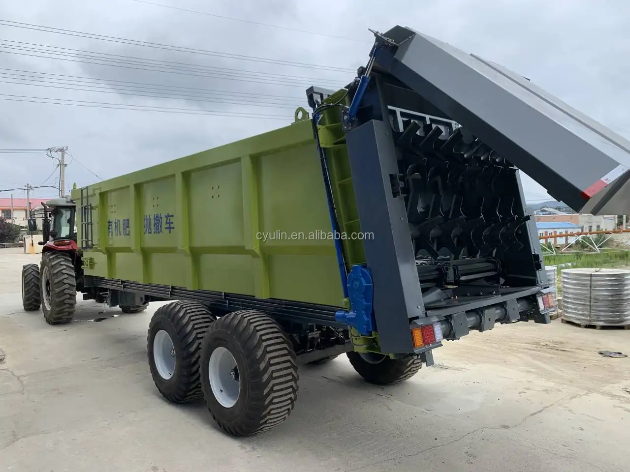 2023 Tractor Supply Row Compost Manure Applicator Rear Discharge Solid