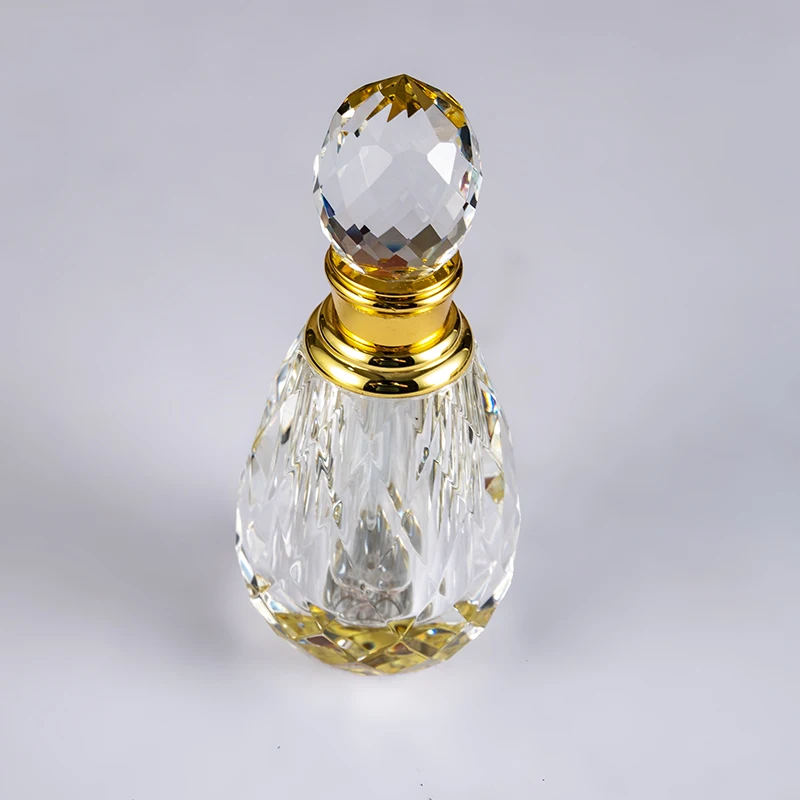 Wholesale High-quality Small Fashion Glass Empty Bottle 12ml Customizable K9 Crystal Perfume Bottle