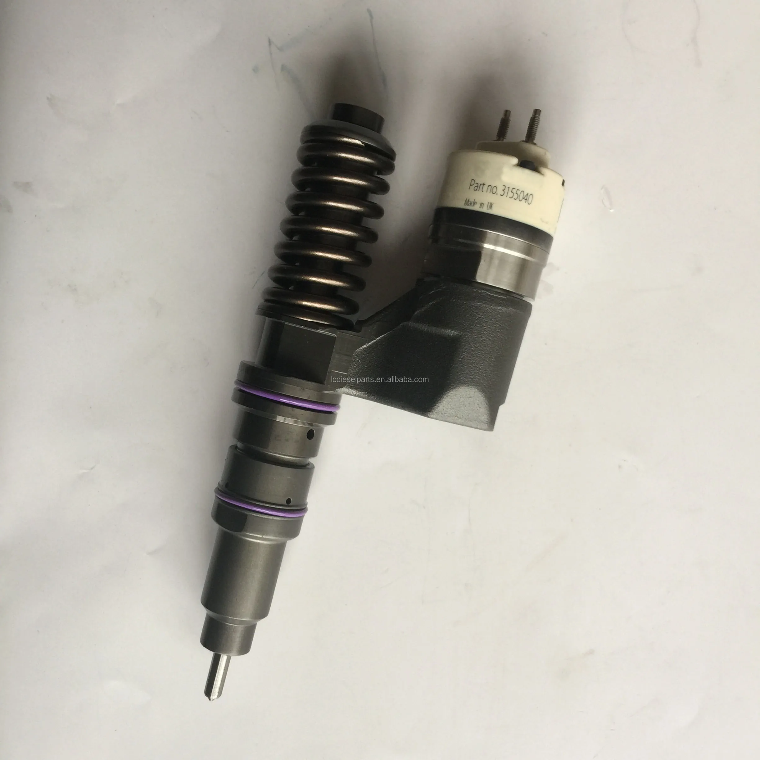 Common Rail Injector 3964820 for Diesel Engine