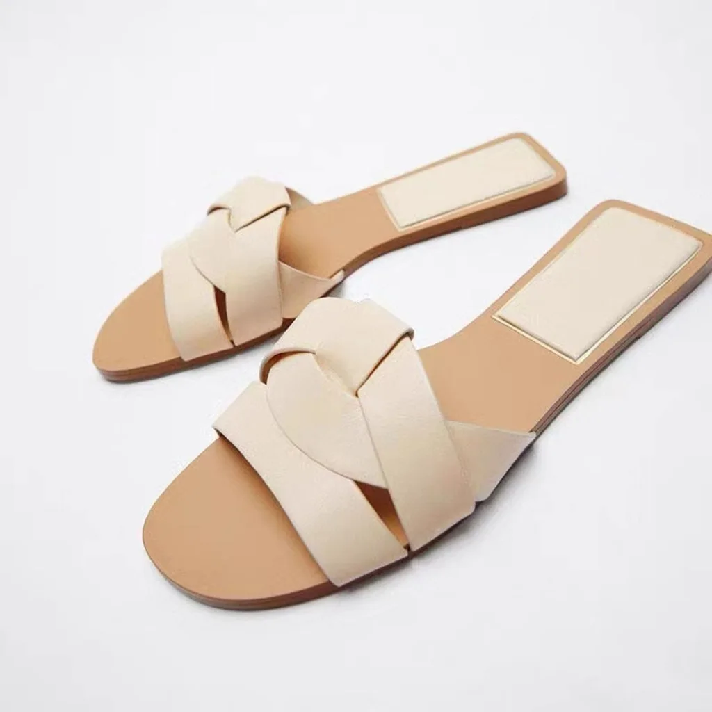 Source Designer sandals women famous brands round toe flat bottom sandals  2023 New low heel apricot luxury sandals for women on m.