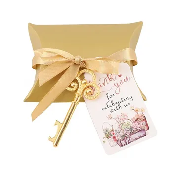 Wedding souvenirs guests gifts favor golden key opener gift giveaway designs brindes de casamento lembrancinha para casamento
