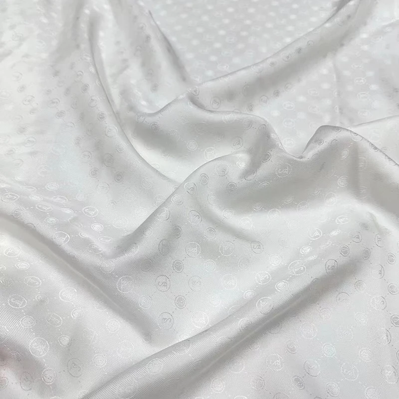 Twill Silk Fabric Pattern Jacquard Textile 100% Natural Mulberry Silk Twill Thick 21mm Jacquard Fabric for Women Dresses