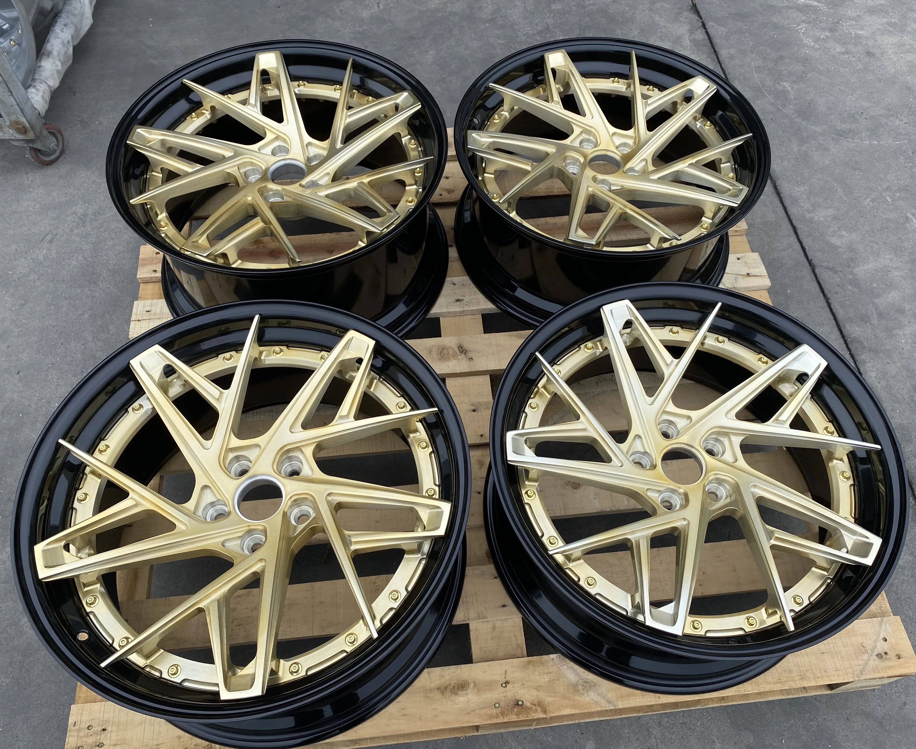 GVICHN 2 piece gold center face aluminum alloy forged wheels 16 17 18 19 20 21 22 23 24 inch 5x112 5x114.3 5x120 multi color rim