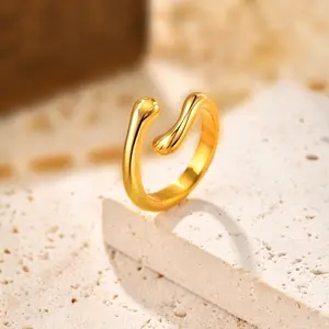 High Quality Unique Design Hug Ring 18k Gold Plated Stainless Steel Opening Rings for Women