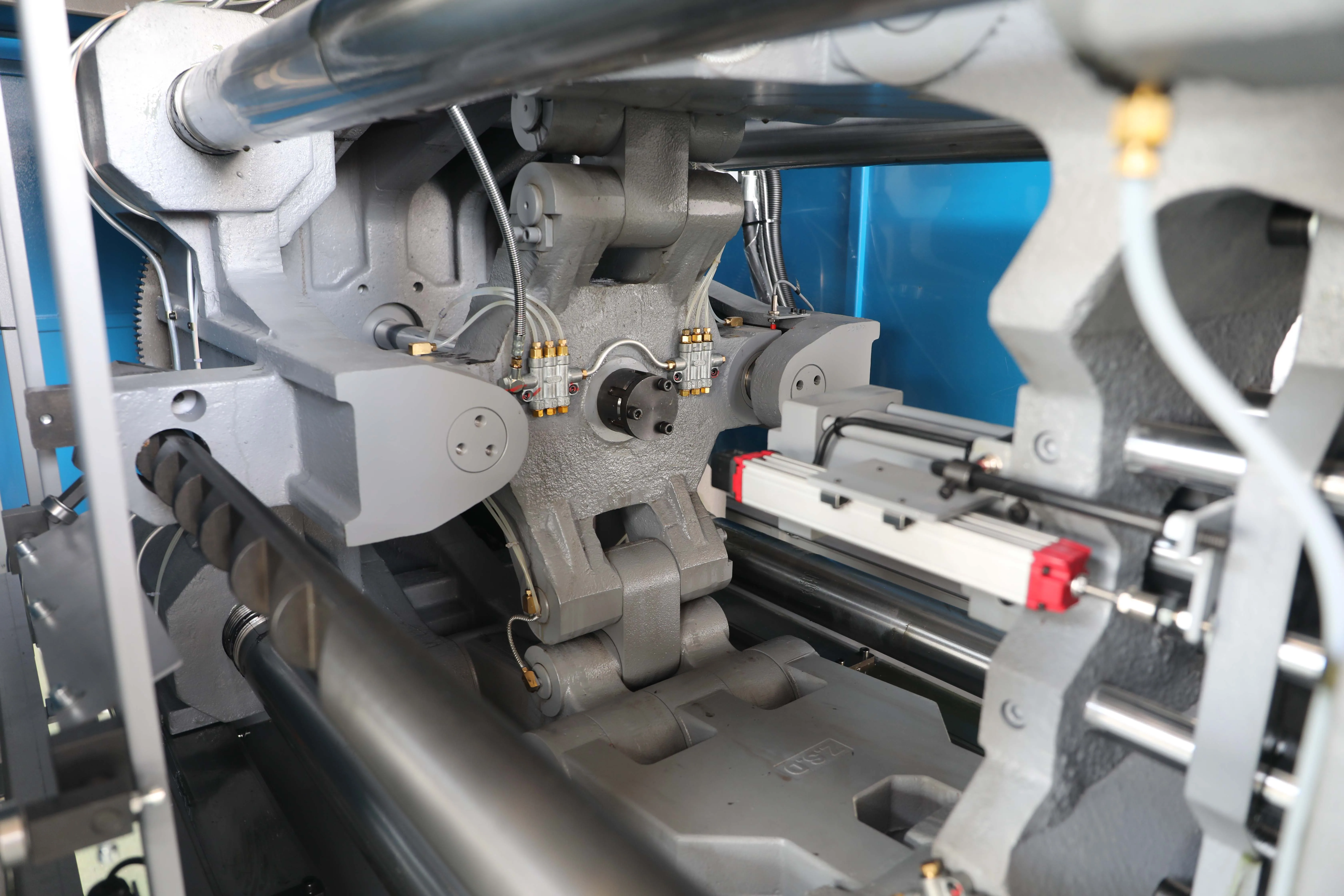 DAPAI Plastic Socket Plug Injection Molding Machine Plastic Making Machine