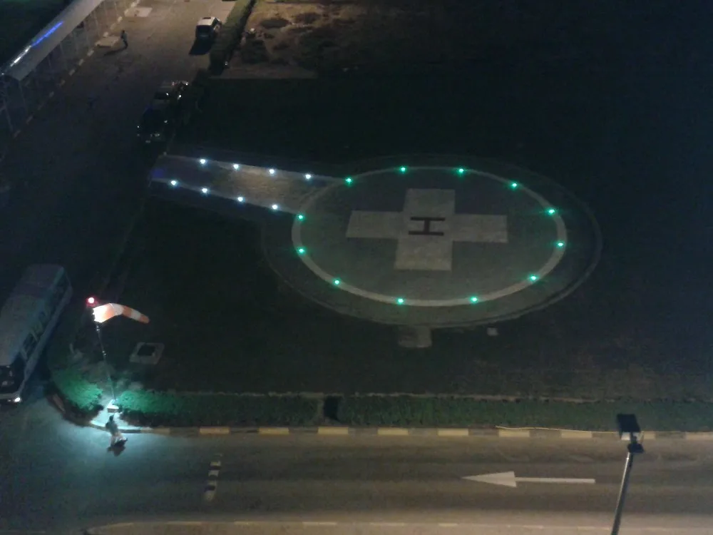 Светодиодный маячок Heliport для аэропорта, белый цвет