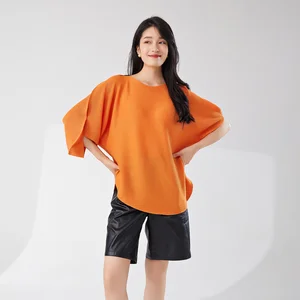 2026 Summer New Pleated Fashion Miyake T-Shirt Tops for Plus Size Women Bat Sleeve Casual Style Solid Color Irregular Crew Neck