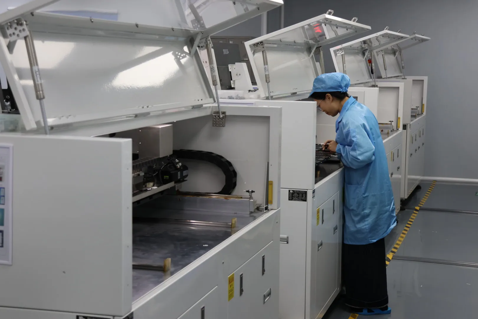 Shenzhen Jielong Storage Technology Co., Ltd. 2