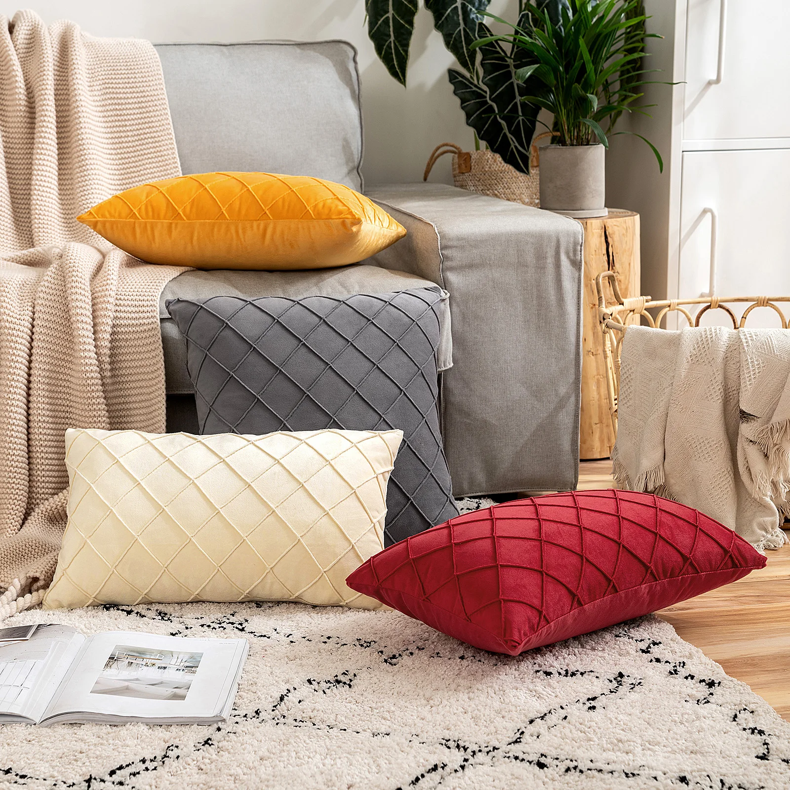 Luxury Sofa Velvet Pillow Cases Home Decoration Checked Velvet Pillow