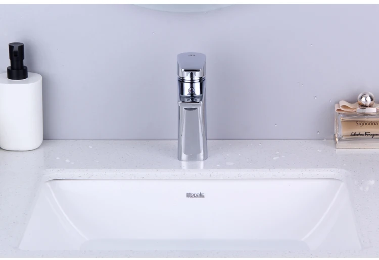 Grifo monomando para lavabo de baño con agua fría y caliente de latón