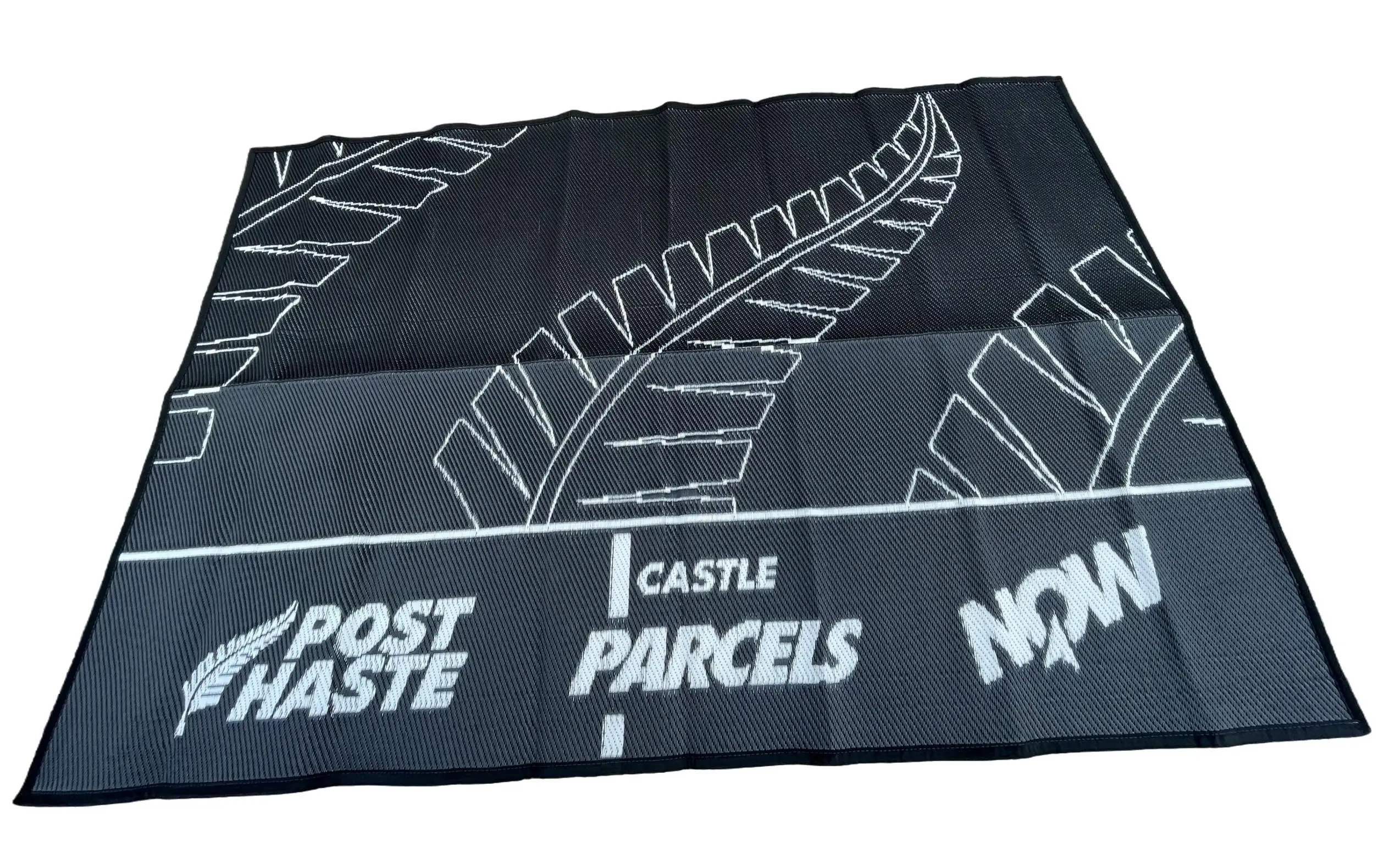 PP Waterproof Portable Beach Mat for Summer Use Picnic Camping & RV-Durable Outdoor Floor Mat