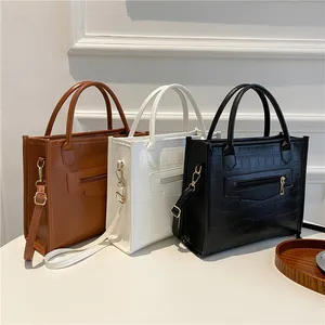 2023 New Fashion Women's Bag Wholesale Premium Autumn Versatile Shoulder Bag Retro Tote Bag