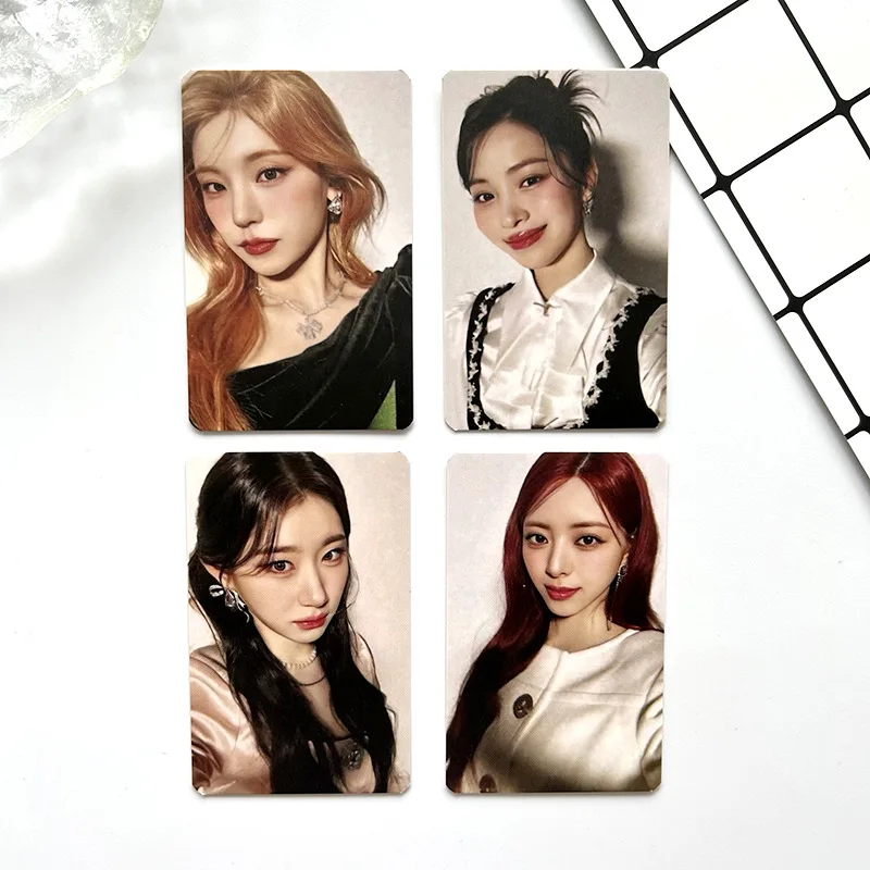 KPOP 4pcs/set ITZY Algorhythm Photocard - Art & Collectible