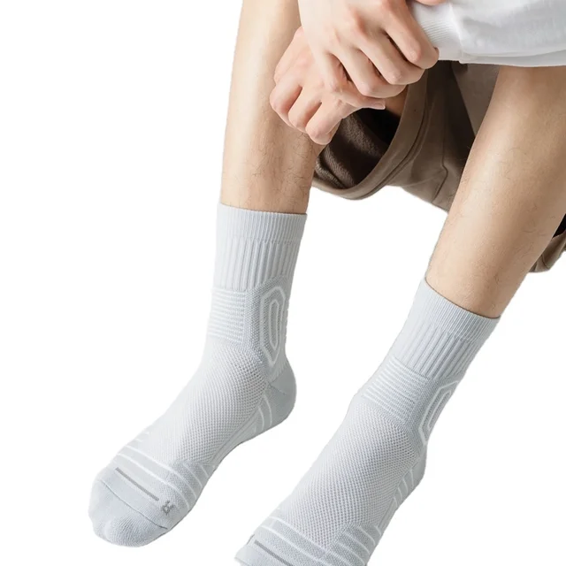 Wholesale crew custom performance sports elite soccer silicon design athletic anti slip grip socks