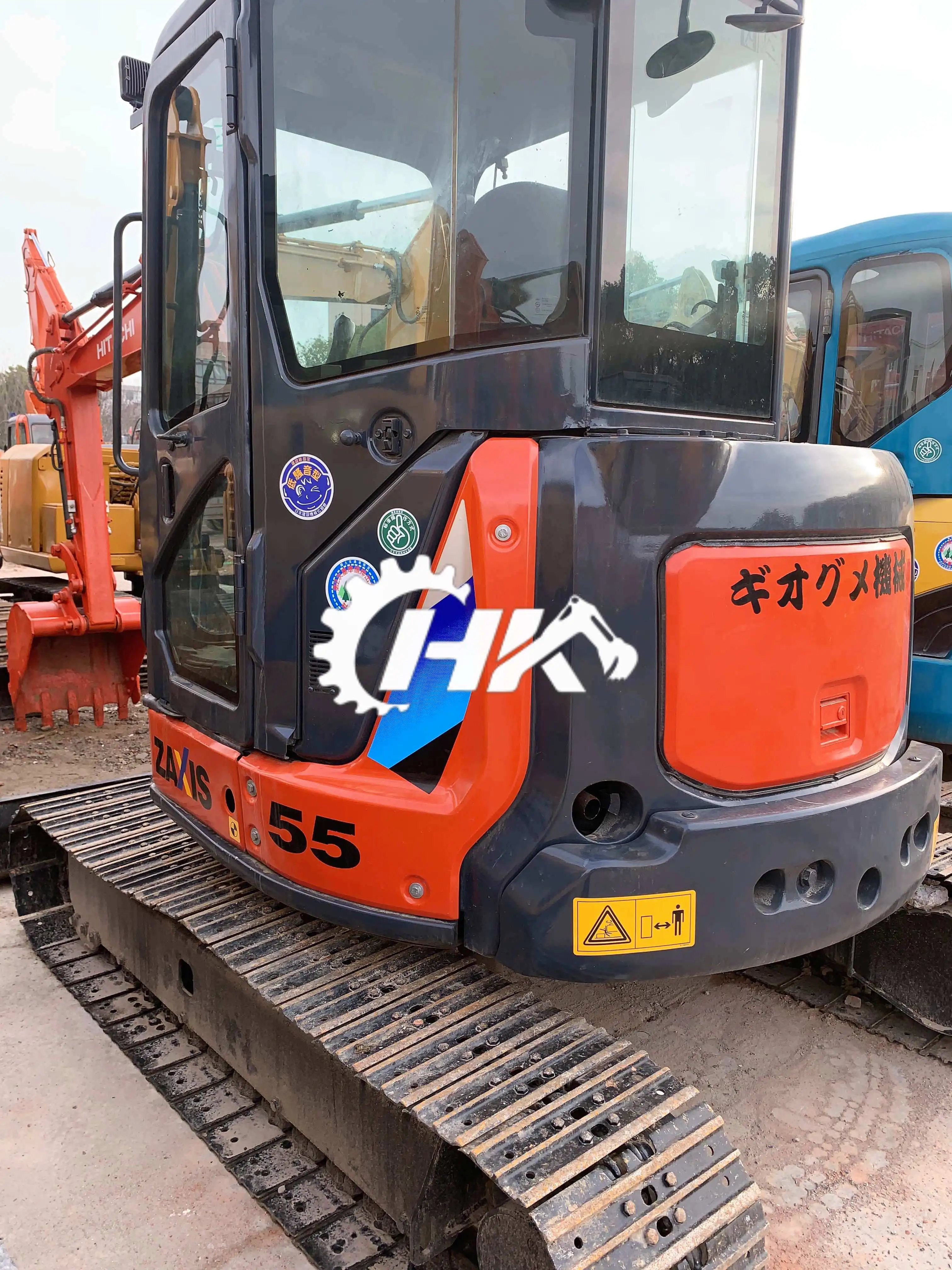 Used Excavator Digger - Hitachi ZX55U Good Quality Low Price