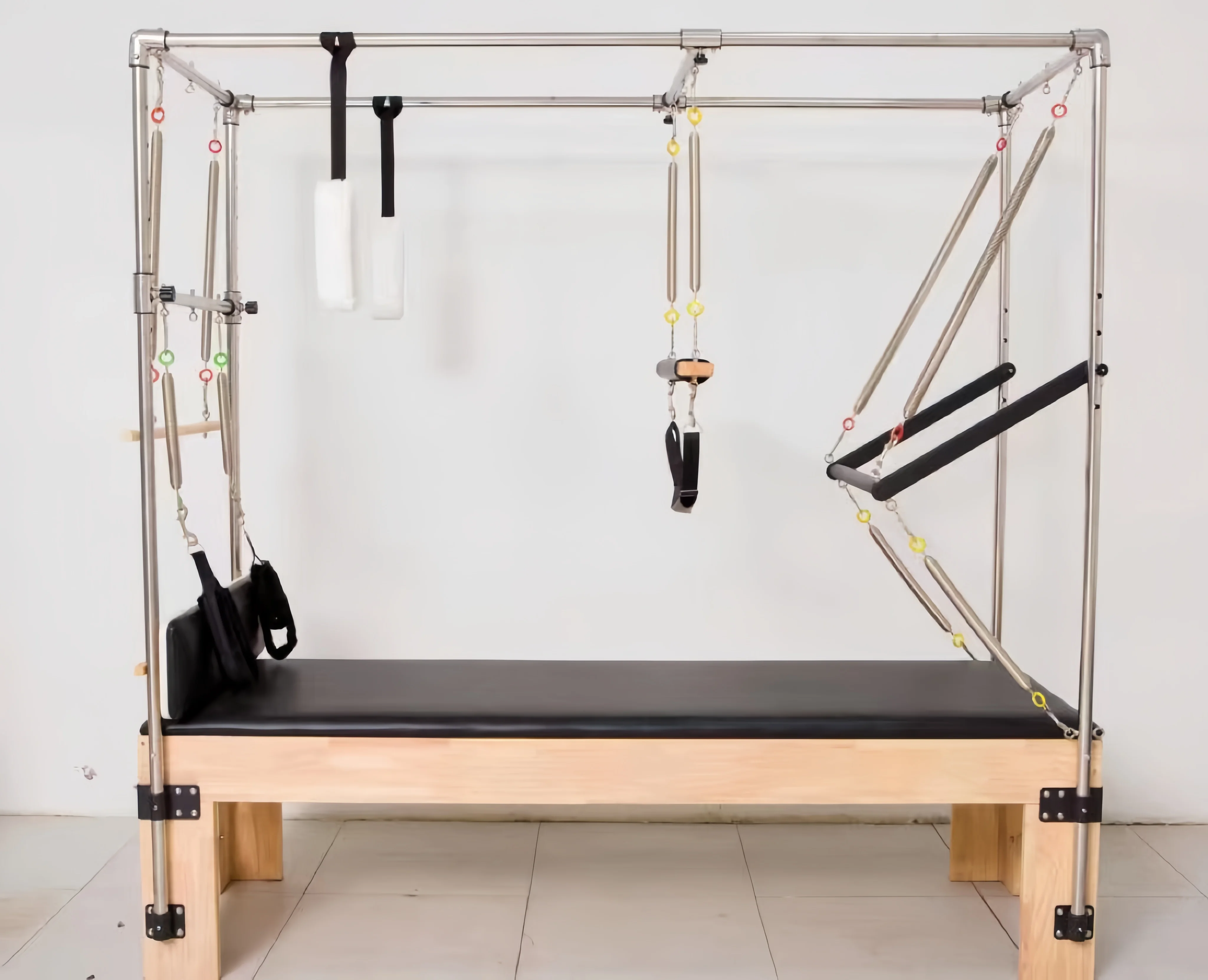 Pilates Reformer Cadillac Main Features