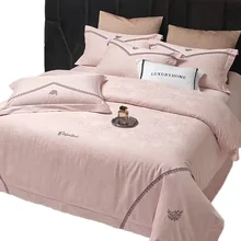 Luxury Four-piece Bedding Set Made of High Thread Count Pure Cotton, Which Includes a Bed Sheet,duvet Cover and Two Pillowcases