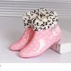 Copertina in cotone con stampa leopardata rosa a pois bianchi