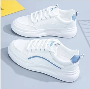 Custom Logo New Arrivals White Women Flat Sneakers Shoes Women Fashionable Walking Style Shoes