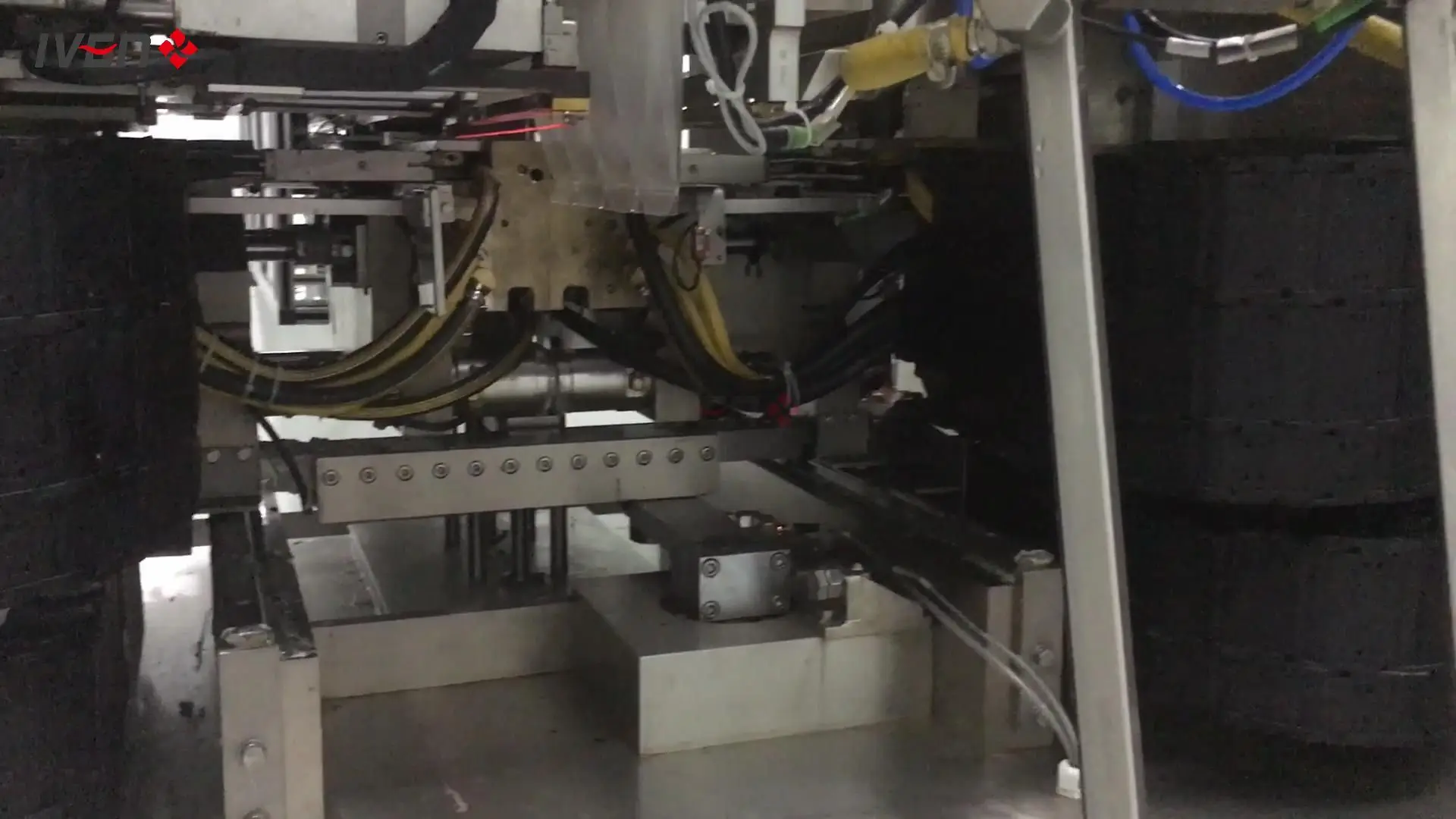 Plastic Ampoule Forming Filling Sealing Machine /BFS Machine for IV Solutions With High Quality