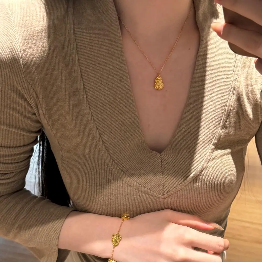 KAKODIY 22K Gold Plated Bottle Gourd Shape Pendant Necklace Jewelry Adjustable Long Necklace detail 6