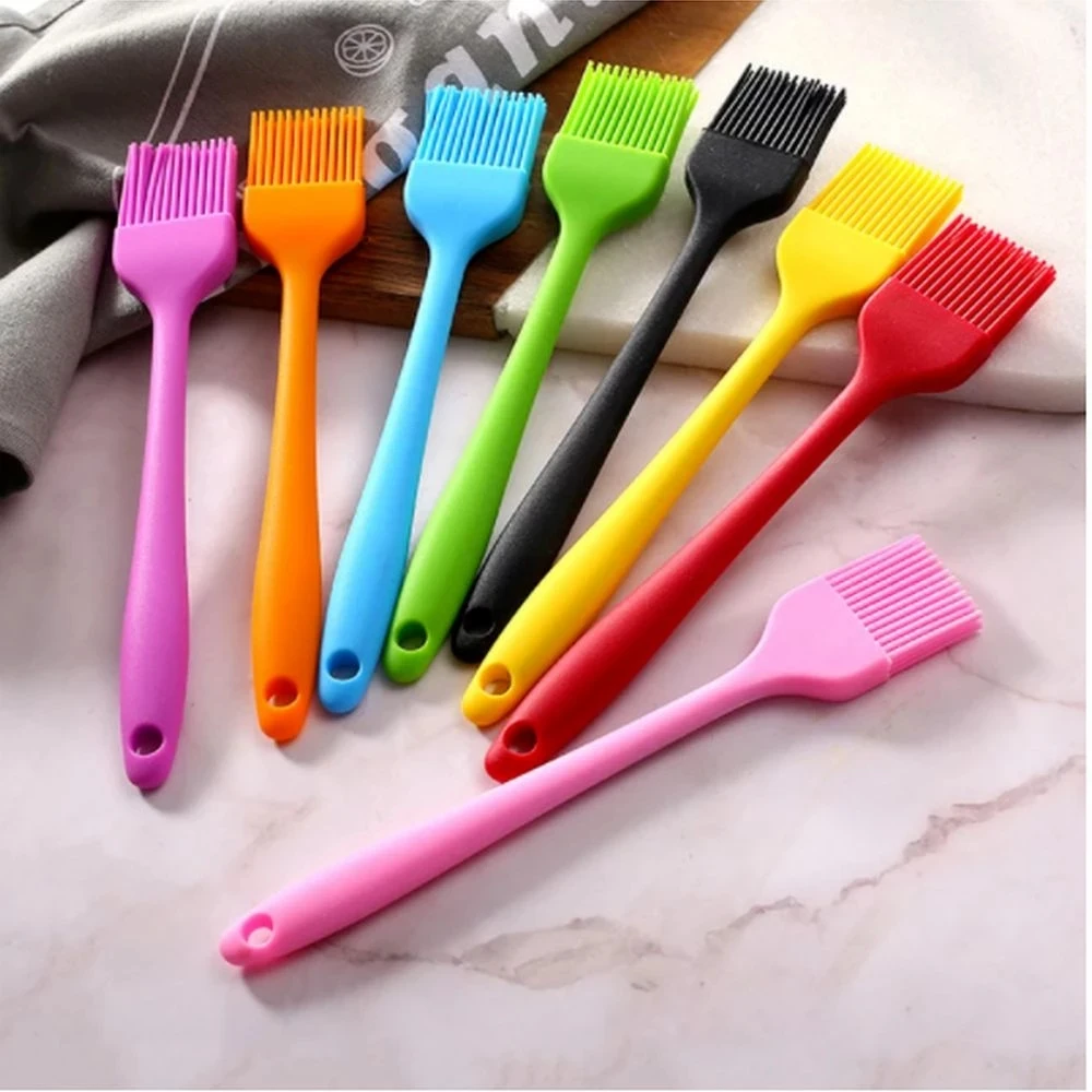 Oil Brush Heat Resistant Silicone BBQ Grill Pastry Basting Oil Brush for  Cooking - China Oil Brush and Brush Oil Barbecue price