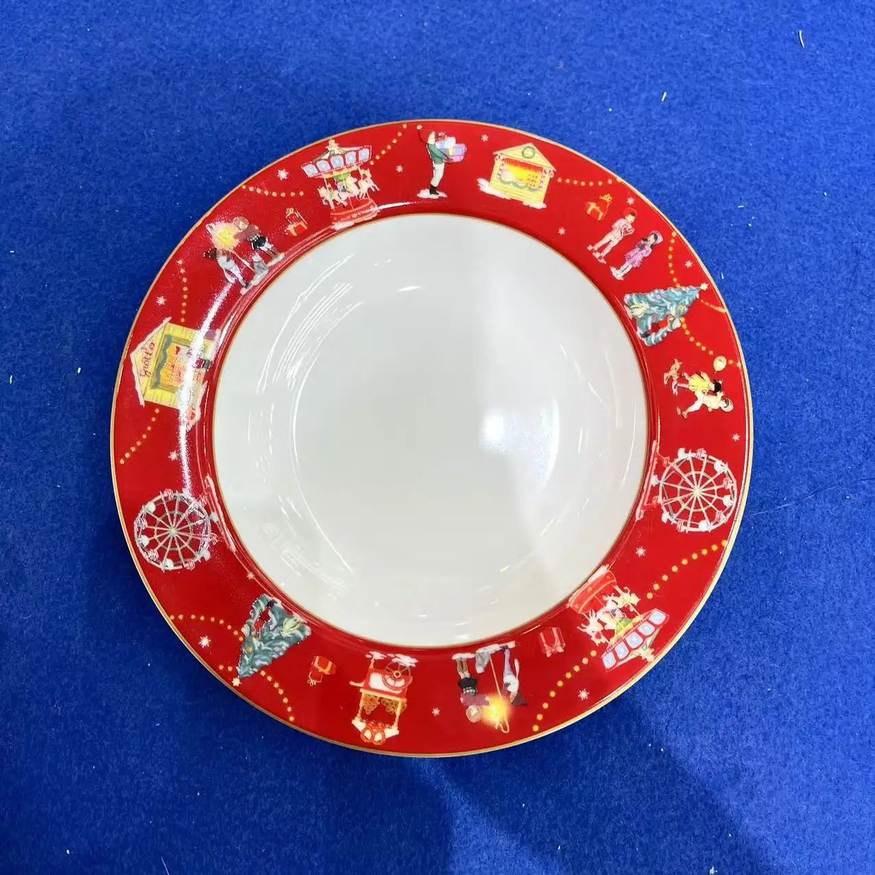 Taohui Red Pattern Customizable Holiday Porcelain Microwave/Oven/Dishwasher Safe Dinner Plates