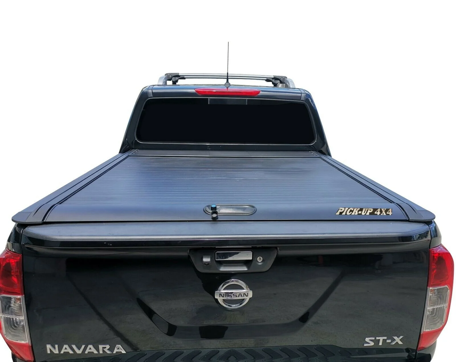 nissan navara 2021 roller shutter