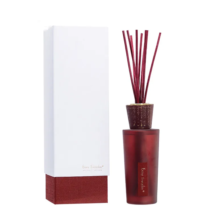 product customized wholesale luxury reed diffuser home decoration essential oil diffuser perfume glass bottle reed diffuser gift set330-11