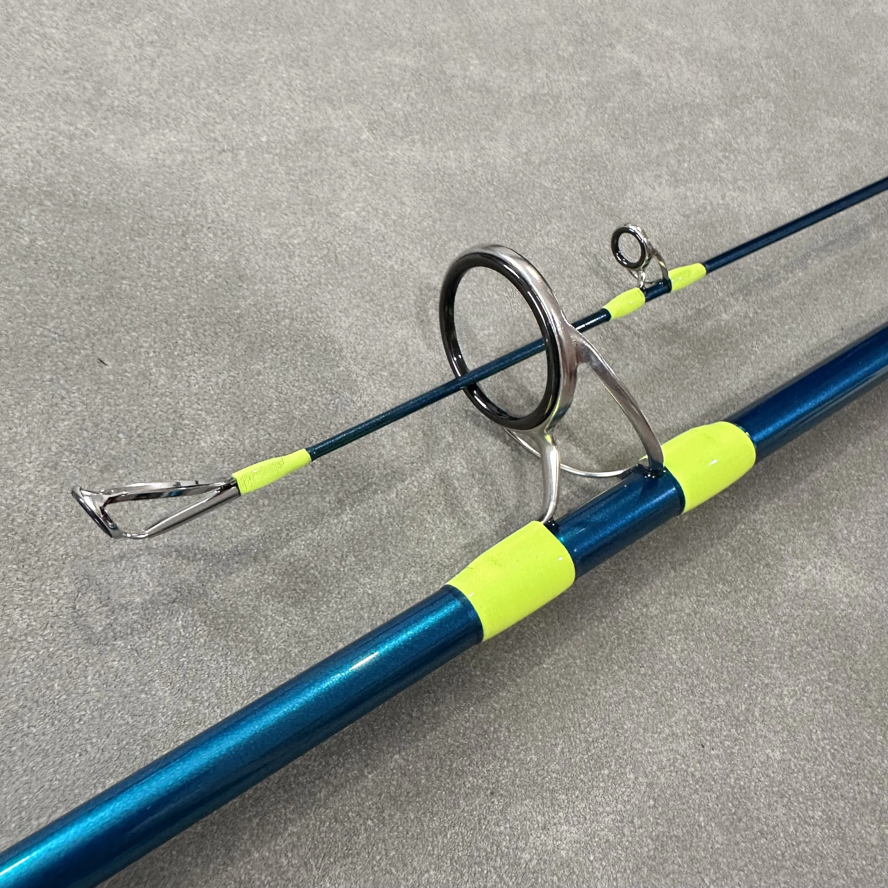 Customizable Varnish Surface Surf Rod 14ft Medium-Heavy Power Fast Action for Big Game Fishing