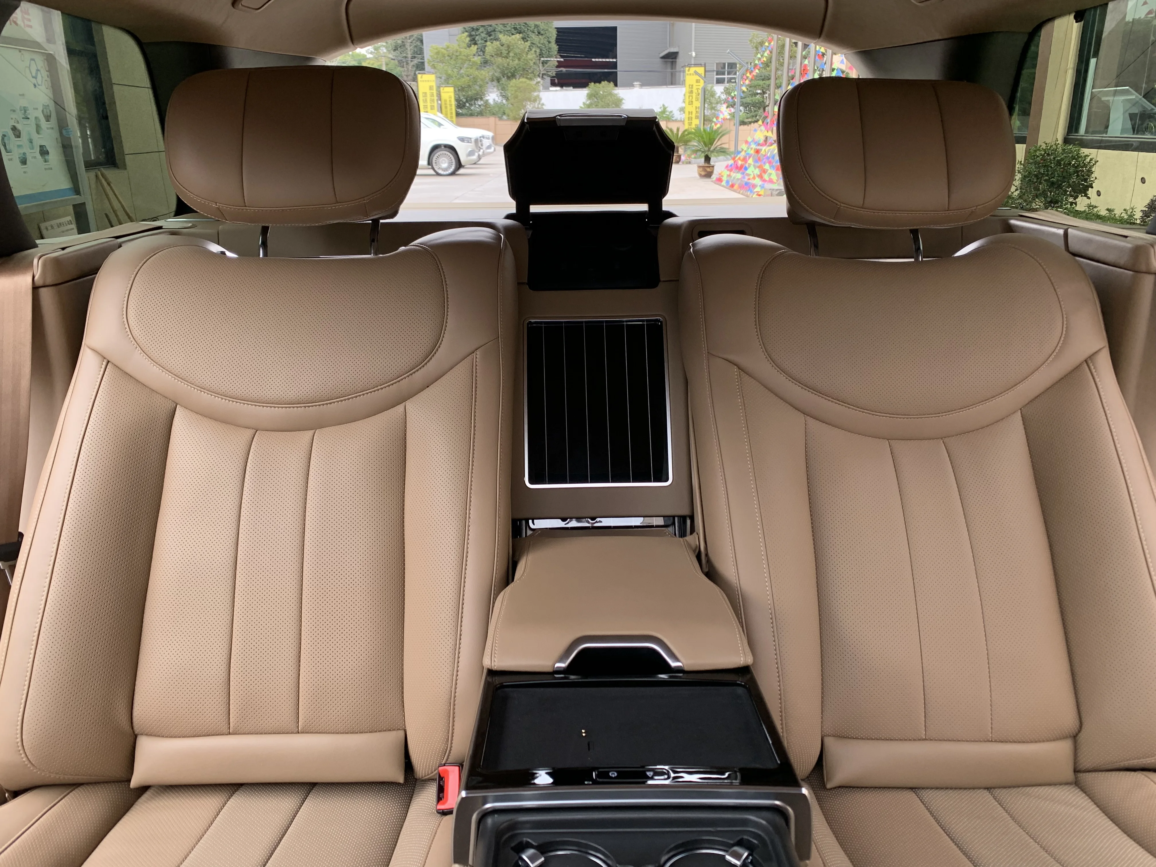 Rely Auto Luxury Range Rover Interior Upgrade Kit Electric Rear Car Seat for Land ...