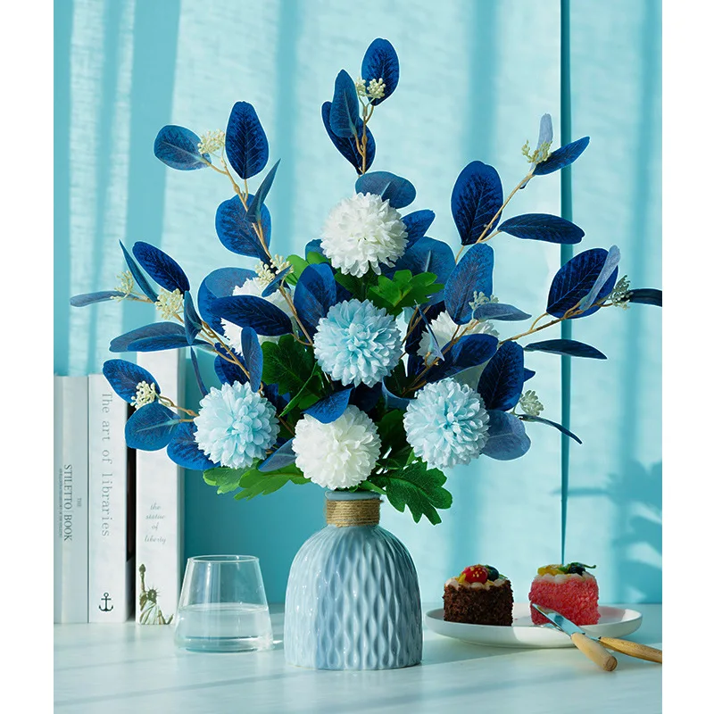 Fausses Fleurs Dans Un Vase, Arrangement De Fleurs Artificielles Avec Vase Pour Centre De Table