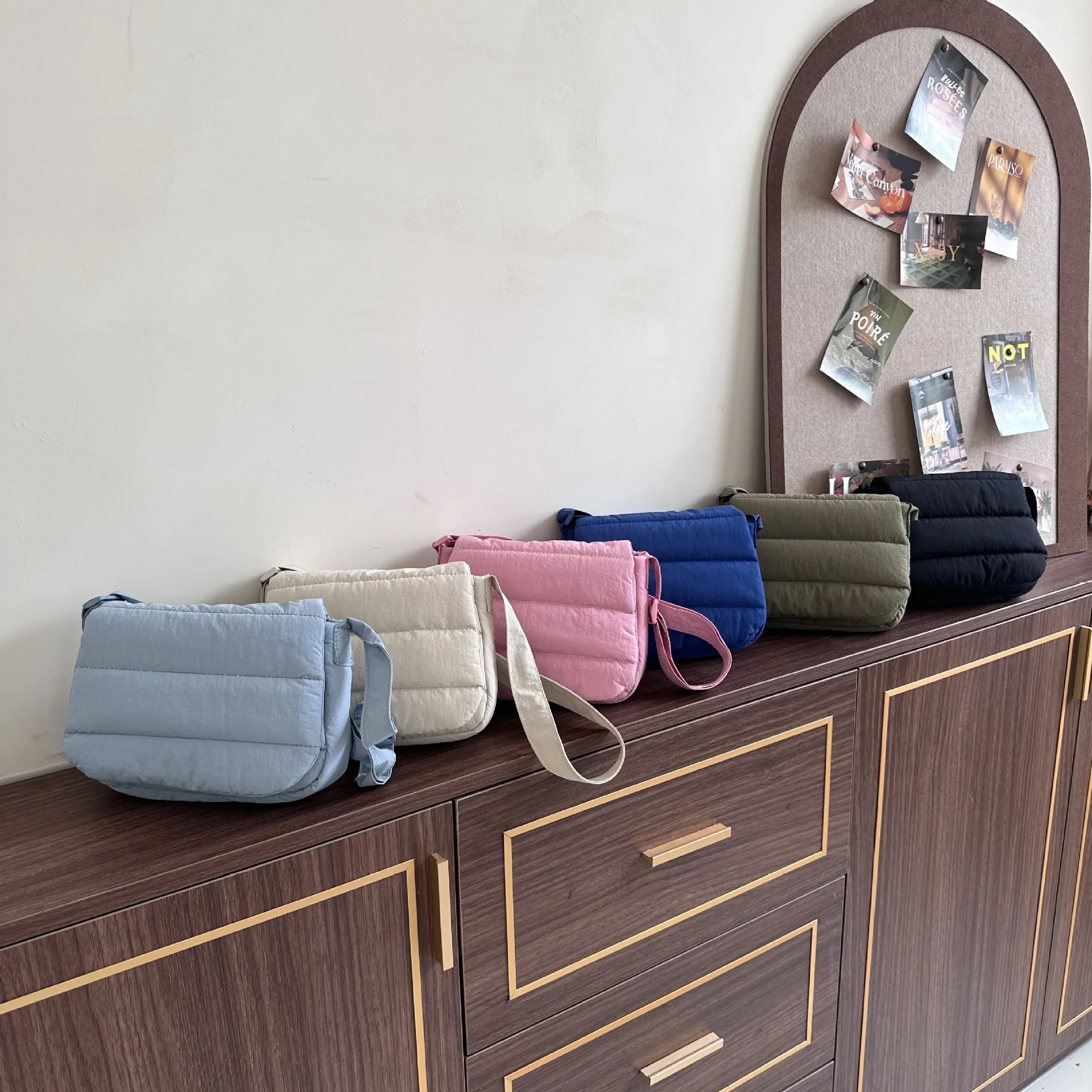Luxury Women's Designer Handbags Nylon Flip Cover Cloth Light Puffy Square Puffer Zip Crossbody Shoulder Bag Fashionable Bag