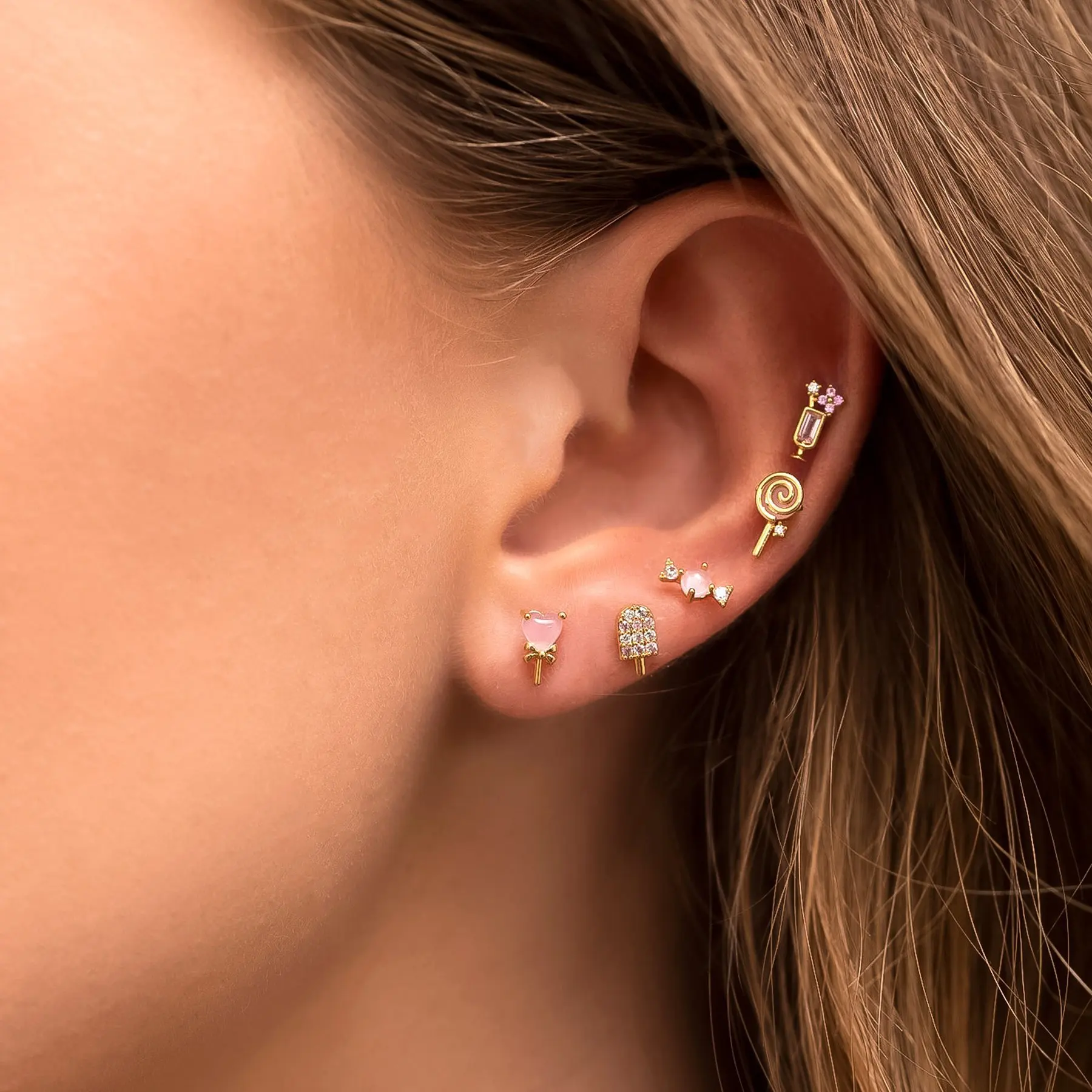 Pave Bar Stud Earrings | GEMOUR