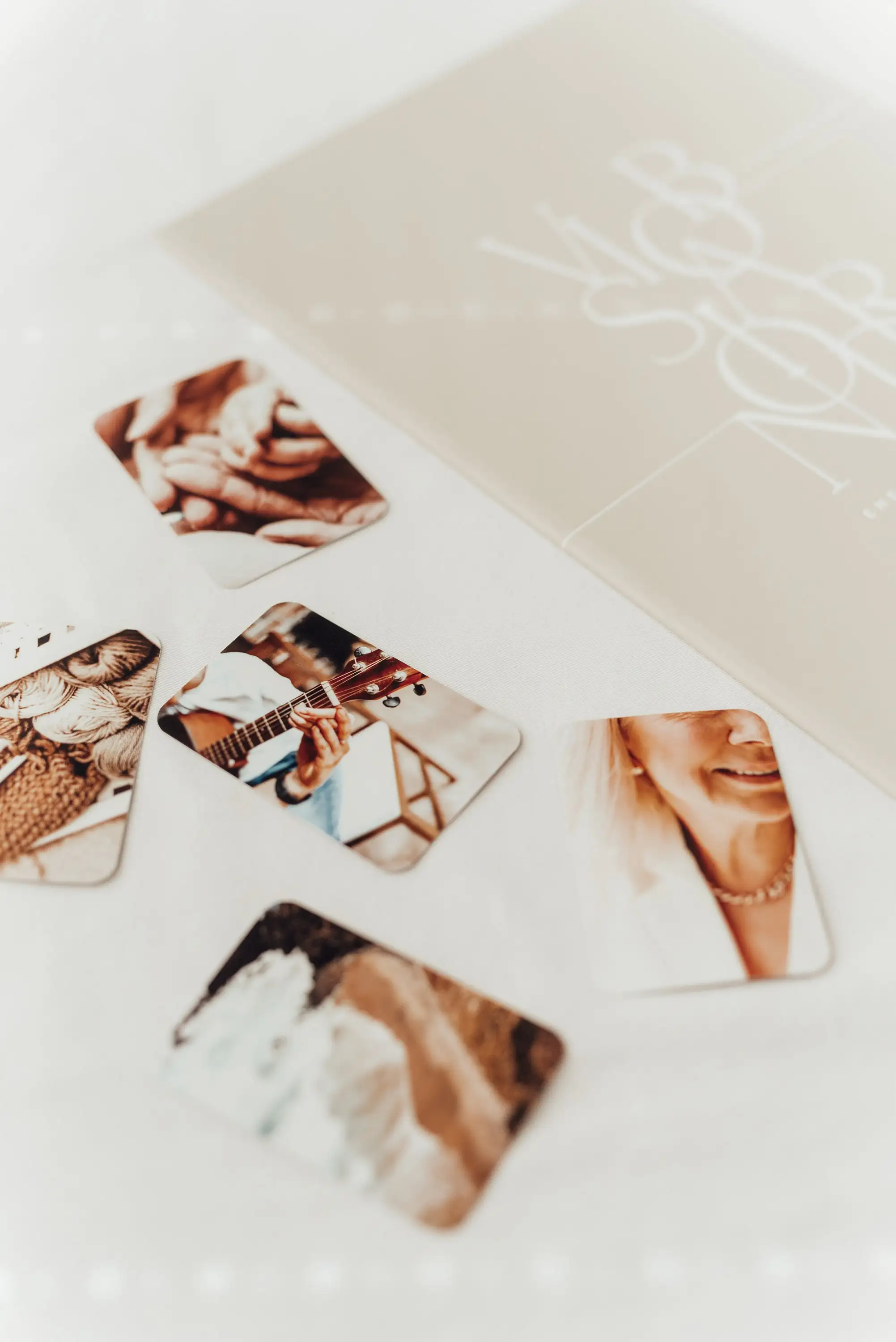 Индивидуальная печатная доска для настроения поставляет новое издание набор карт журнала С