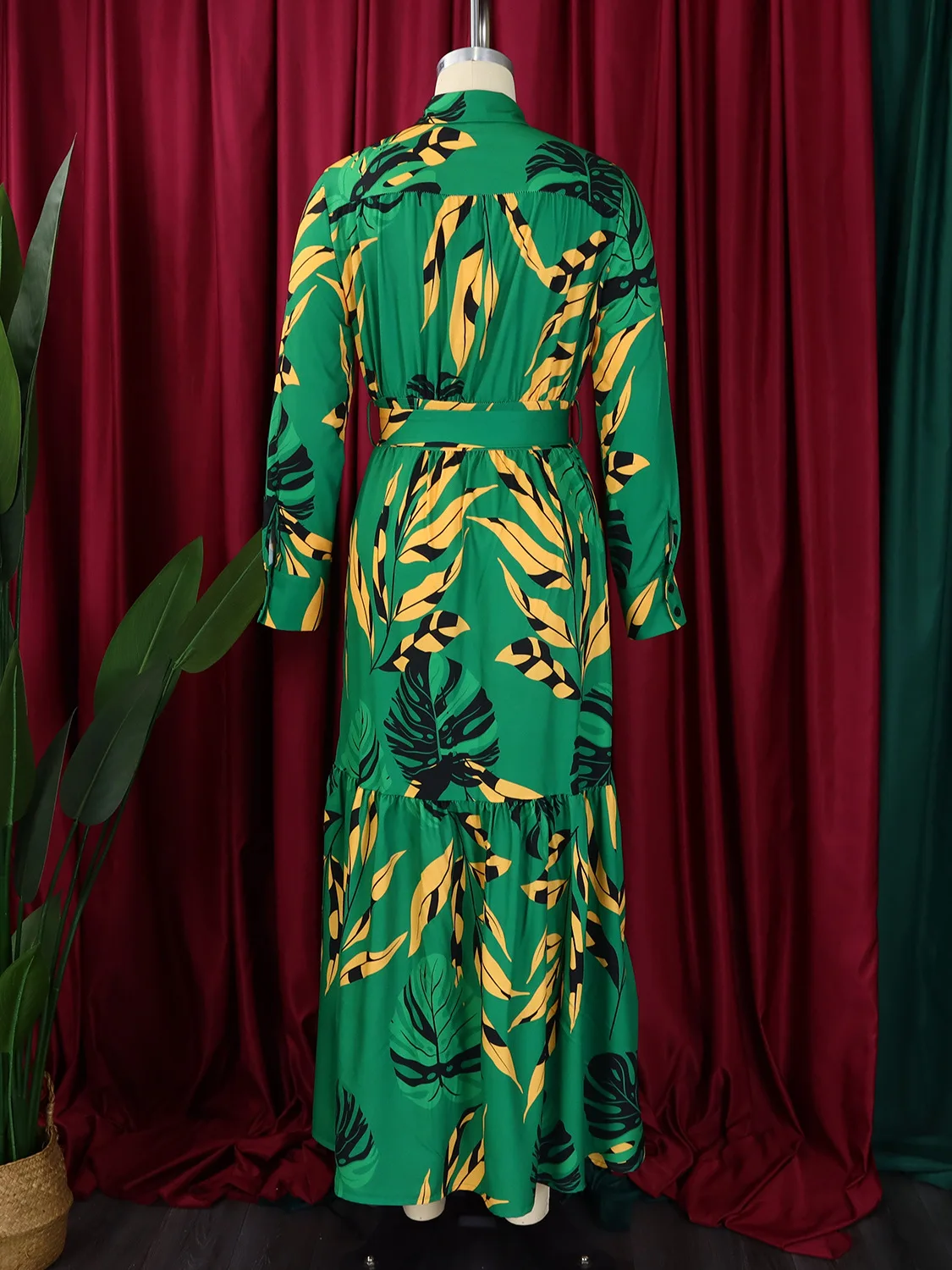 happy x nature green dress Kate Hudson Debuts New Happy x Nature Eco-Evening Collection