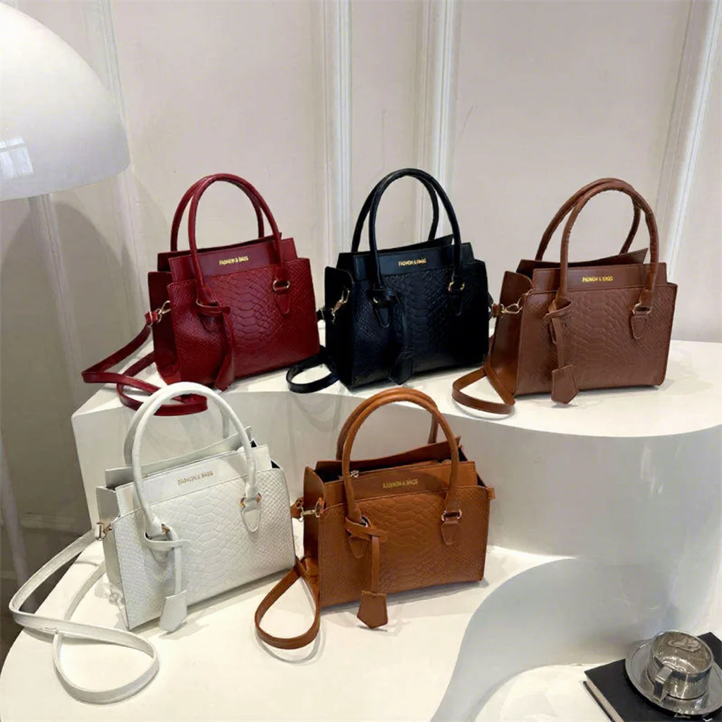 Designer Saddle Shoulder Bags Women's Vintage PVC PU Shoulder Bag for Travel Customize Logo Purse Crossbody Bag Handbag