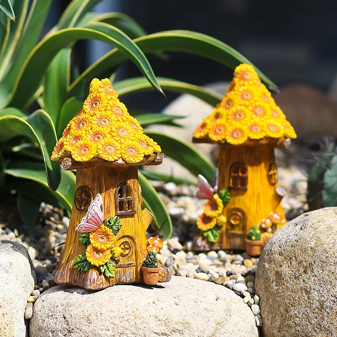 Wholesale Fairy Garden House with Solar Lights Resin Statues