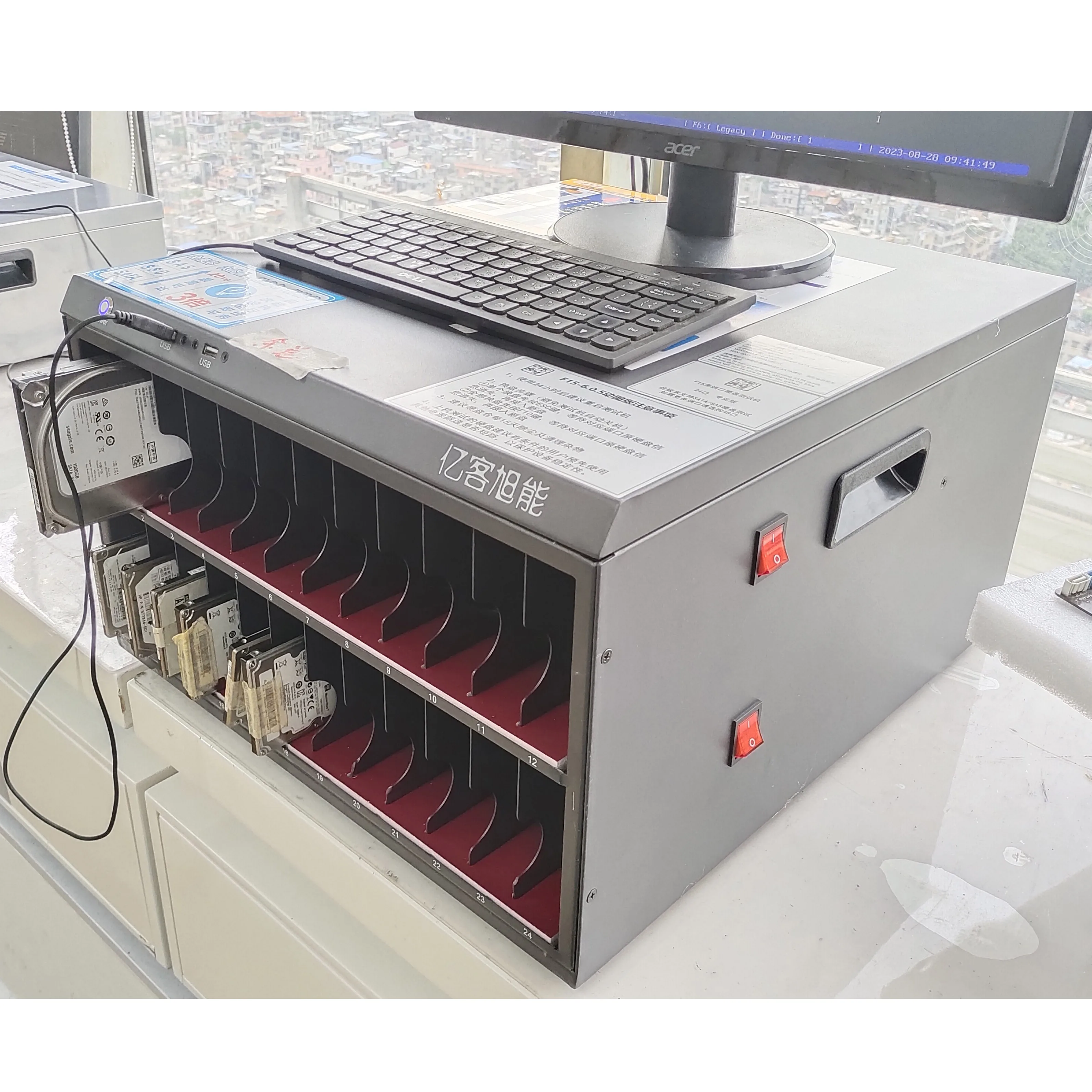 HDD Health Check Tester with 24 Ports - Hard Drive Testing
