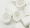coloré - Boutons blancs jetables