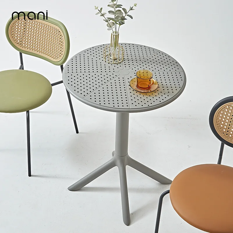 Simple Outdoor Waterproof Plastic Table Three-Legged Plastic Bar Round Table