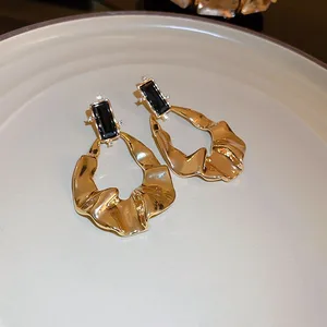 Trending Earrings Bulk Anti Tarnish Wholesale Earrings Sets Wedding Gold Plated Copper Alloy Jewelry Hoop Exaggerated Earrings