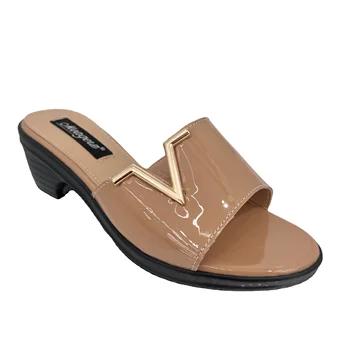Wholesale New Fashion Sandals Summer Shoes for Women Casual Slipper