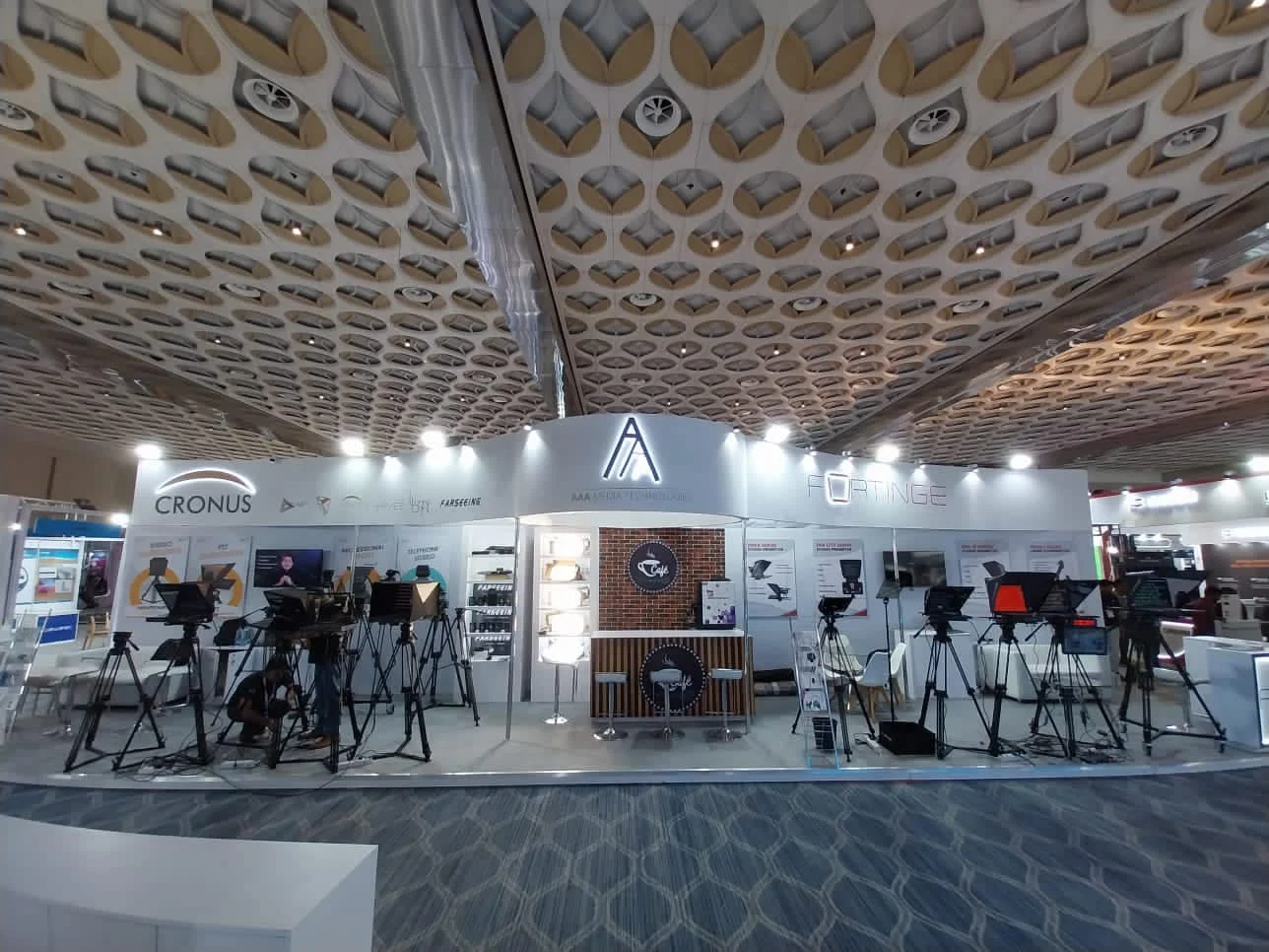 Teleprompter By Cronus Deltaprompt17 With Remote App Control Compatible